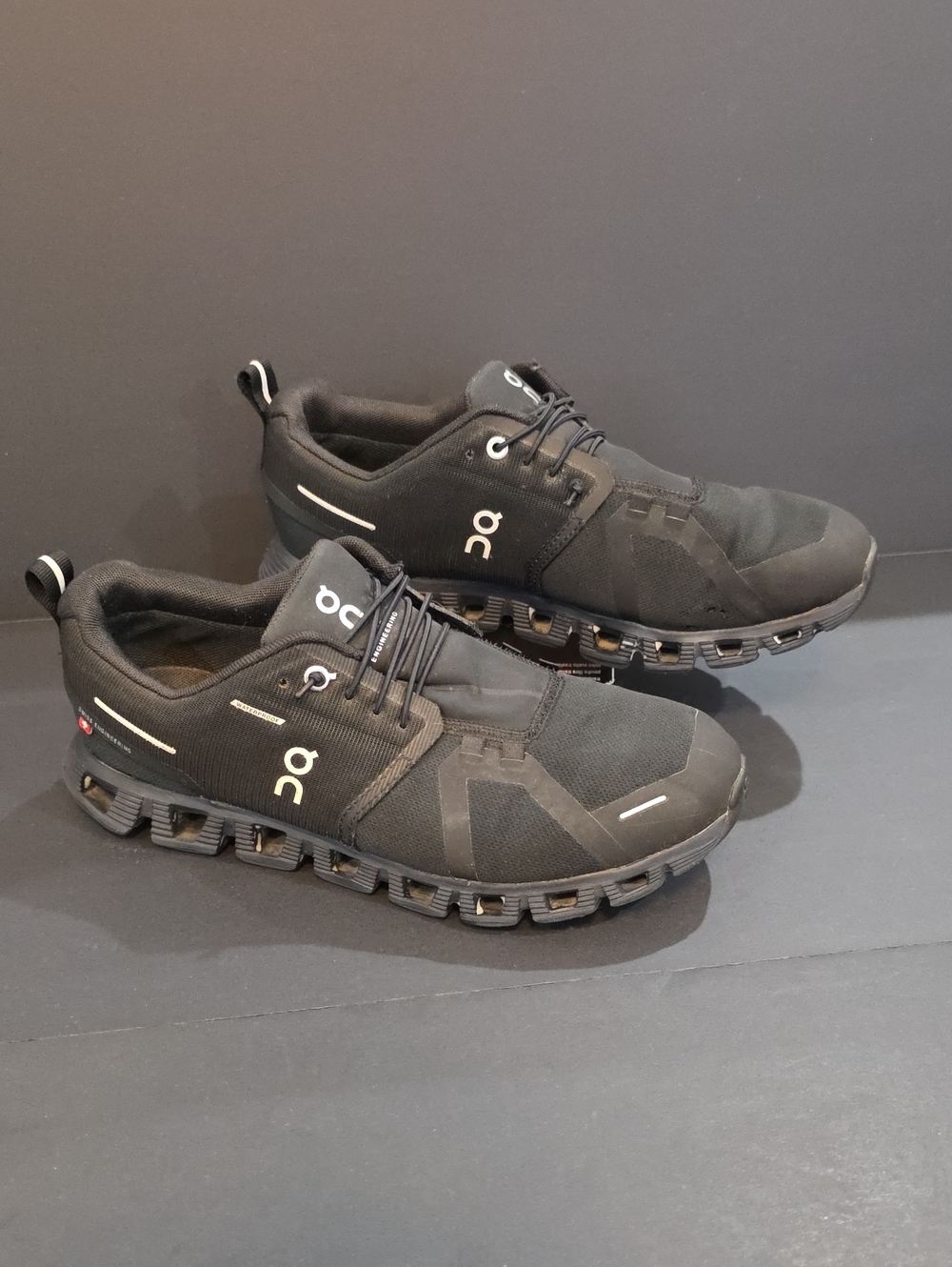 On Running Cloud 6 Women’s Running Shoes - Black Size 10